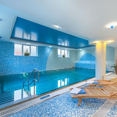 April Hotel Panorama ริคโนฟ นัด คเยชโนว์ ภายนอก รูปภาพ